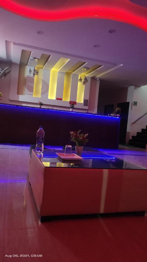 Hotel Kb Square Near Chandigarh Railway Station Exteriér fotografie