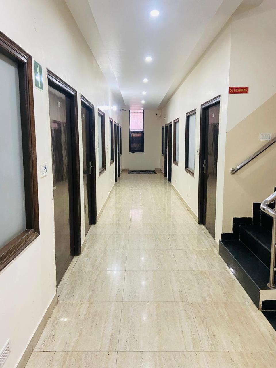 Hotel Kb Square Near Chandigarh Railway Station Exteriér fotografie